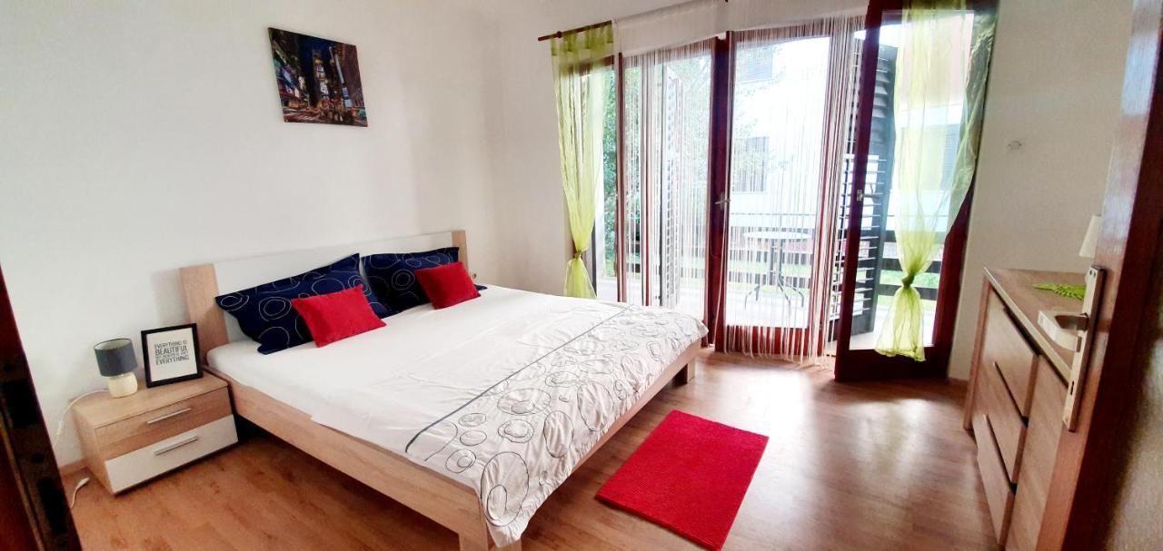 Umago Inn Ngoại thất bức ảnh